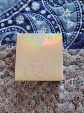 Melt Cosmetics Glazed Skin Sheer Finishing Powder - Fair